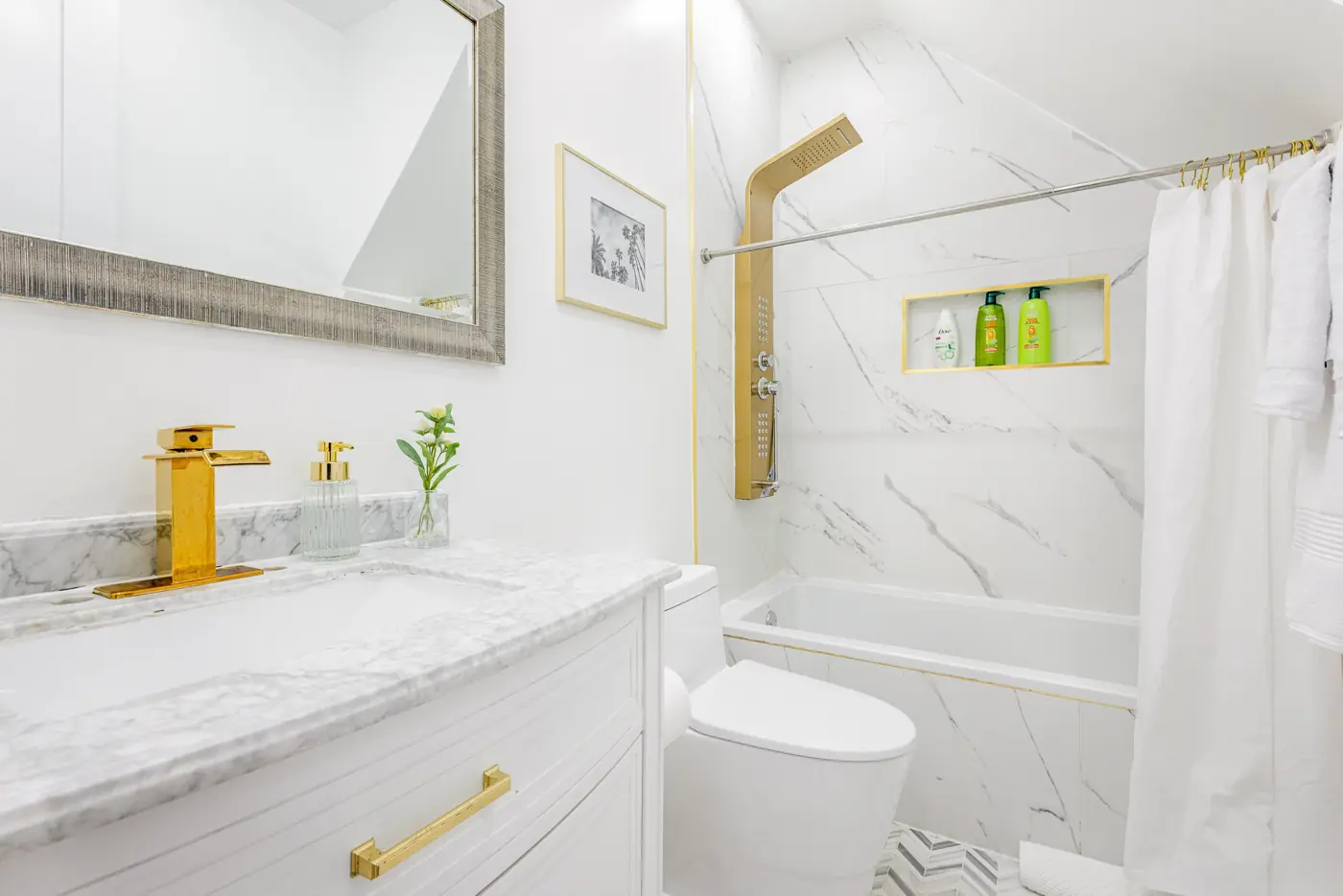 Bathroom with soaking tub