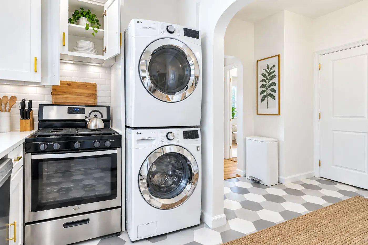 Kitchen with washer and dryer
